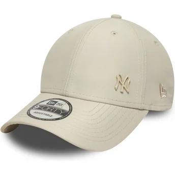 Cappellino curvo beige regolabile con logo beige 9FORTY Tonal Flawless dei New York Yankees MLB di New Era