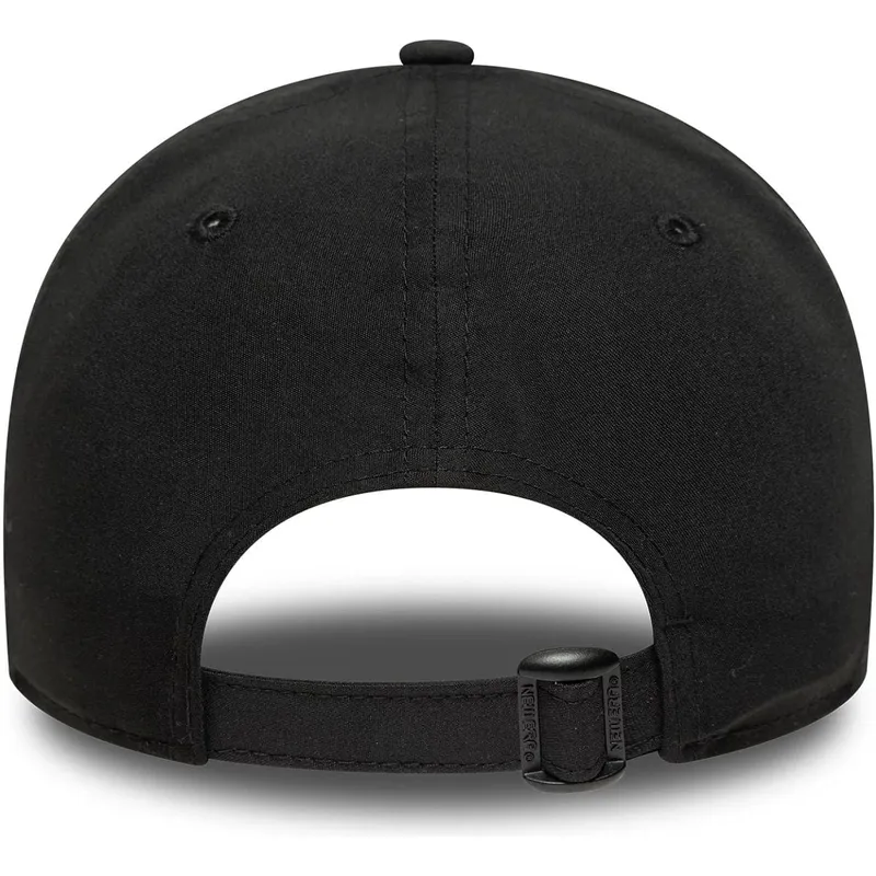 cappellino-curvo-nero-regolabile-con-logo-nero-9forty-tonal-flawless-di-new-york-yankees-mlb-di-new-era