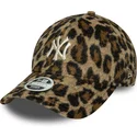 cappello-curvo-leopardo-regolabile-da-donna-9forty-cosy-animal-dei-new-york-yankees-mlb-di-new-era