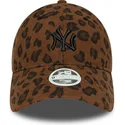 cappellino-curvo-leopardato-regolabile-da-donna-9forty-leopard-cord-dei-new-york-yankees-mlb-di-new-era
