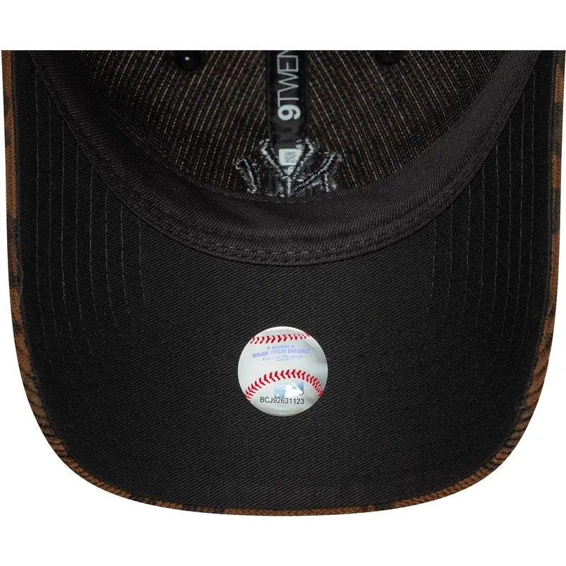 cappellino-curvo-leopardato-regolabile-da-donna-9forty-leopard-cord-dei-new-york-yankees-mlb-di-new-era