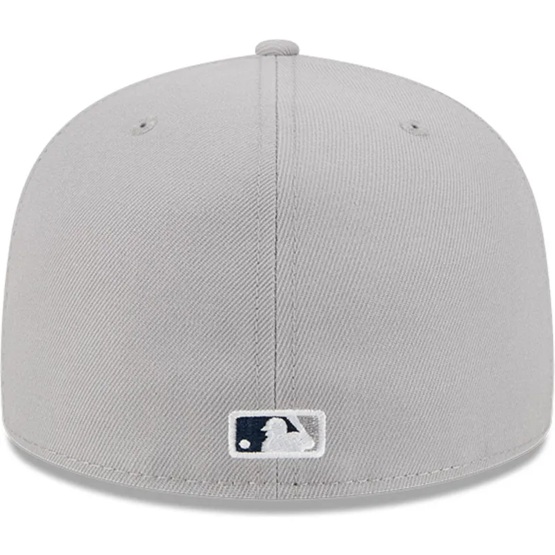 cappello-piatto-grigio-aderente-59fifty-cracked-dei-new-york-yankees-mlb-di-new-era