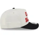 cappellino-curvo-beige-e-nero-snapback-9fifty-a-frame-chainstitch-dei-chicago-blackhawks-nhl-di-new-era