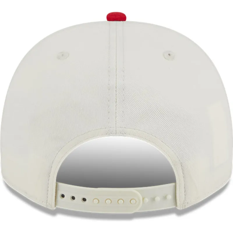 cappellino-visiera-curva-beige-e-rosso-snapback-9fifty-a-frame-chainstitch-di-detroit-red-wings-nhl-di-new-era