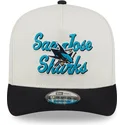 cappellino-visiera-curva-beige-e-nero-snapback-9fifty-a-frame-chainstitch-di-san-jose-sharks-nhl-di-new-era