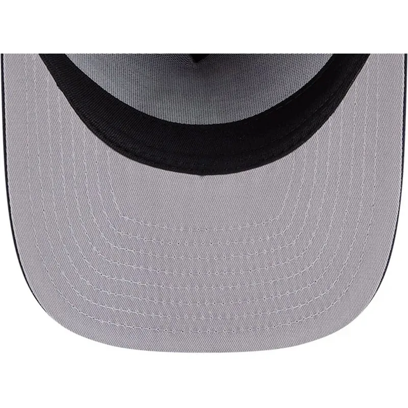 cappellino-curvo-blu-marino-snapback-9fifty-a-frame-cartoon-di-new-york-yankees-mlb-di-new-era