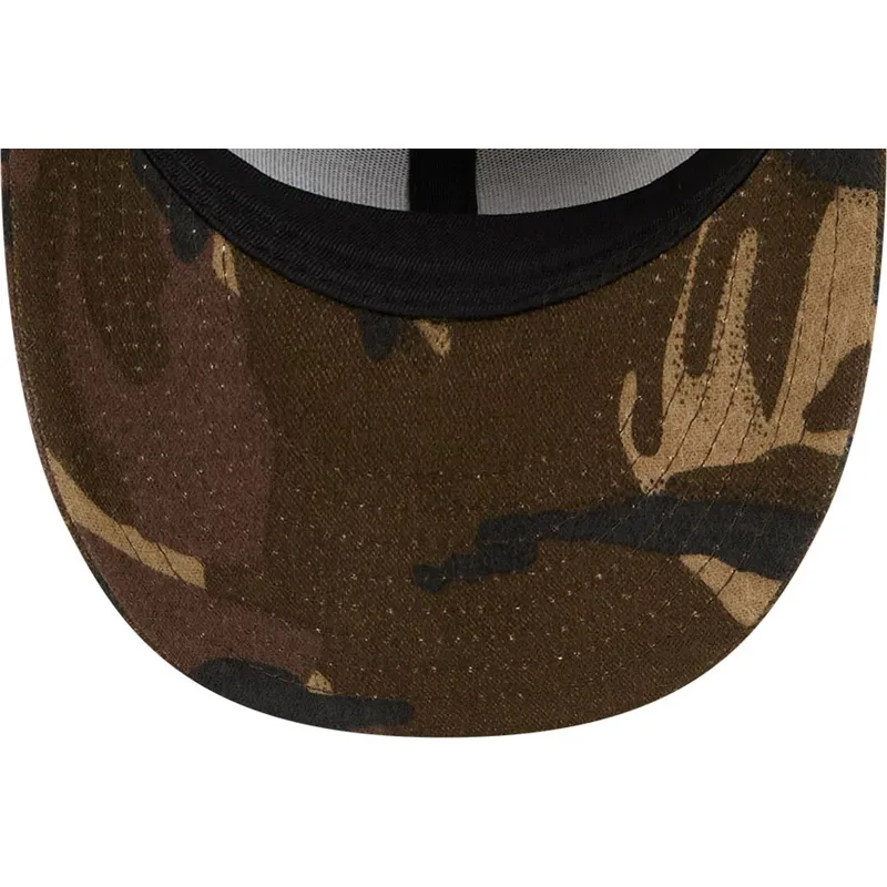 cappellino-curvo-mimetico-chiuso-59fifty-pre-curved-brushed-cotton-three-looms-woodland-di-new-era