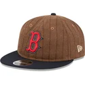 cappellino-piatto-marrone-e-blu-navy-regolabile-9fifty-retro-crown-wool-pinstripe-dei-boston-red-sox-mlb-di-new-era