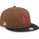 cappellino-piatto-marrone-e-blu-navy-regolabile-9fifty-retro-crown-wool-pinstripe-dei-boston-red-sox-mlb-di-new-era