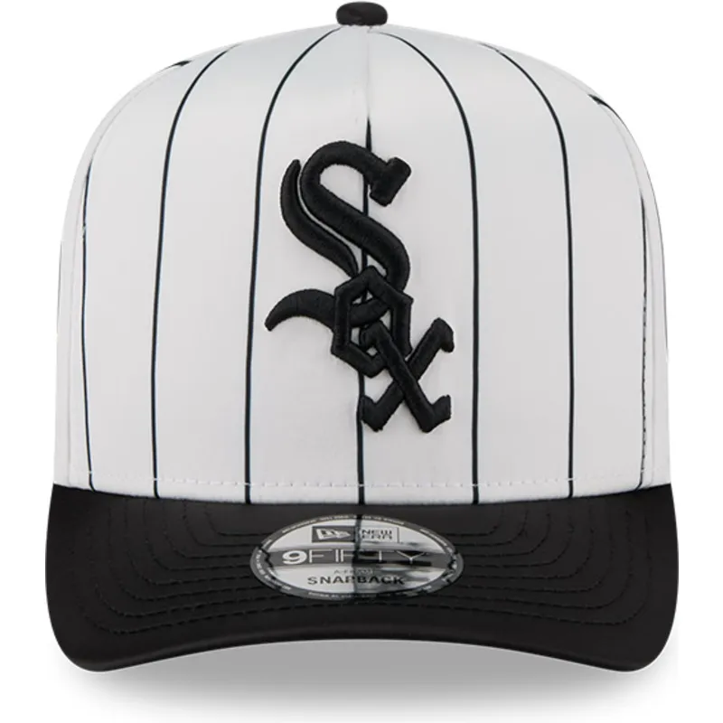 cappellino-visiera-curva-bianco-e-nero-snapback-9fifty-a-frame-satin-pinstripe-di-chicago-white-sox-mlb-di-new-era