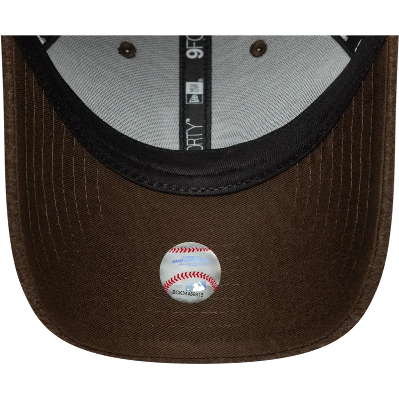 cappellino-curvo-marrone-snapback-9forty-melton-wool-di-detroit-tigers-mlb-di-new-era
