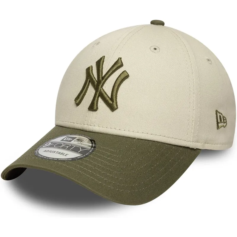 cappellino-curvo-beige-e-verde-regolabile-9forty-side-patch-di-new-york-yankees-mlb-di-new-era