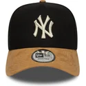 cappellino-curvo-nero-e-marrone-snapback-9forty-e-frame-suede-visor-di-new-york-yankees-mlb-di-new-era