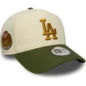 cappellino-curvo-beige-e-verde-snapback-9forty-e-frame-world-series-patch-di-los-angeles-dodgers-mlb-di-new-era
