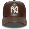 cappellino-curvo-marrone-regolabile-9forty-e-frame-img-leather-dei-new-york-yankees-mlb-di-new-era