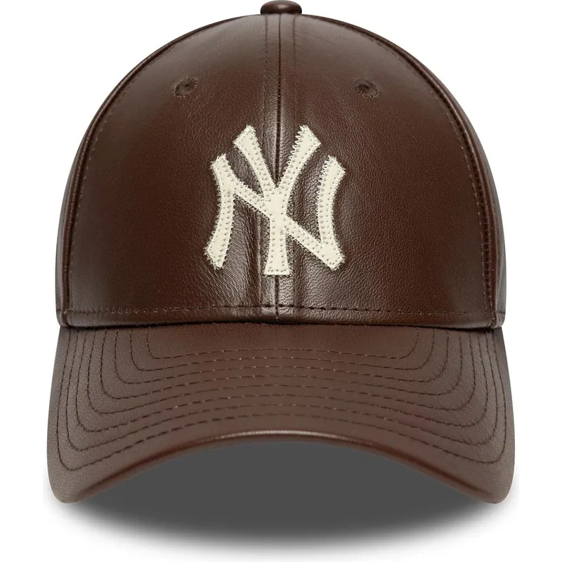 cappellino-curvo-marrone-regolabile-9forty-m-crown-img-leather-di-new-york-yankees-mlb-di-new-era