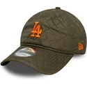 cappellino-visiera-curva-verde-regolabile-con-logo-arancione-9twenty-quilted-di-los-angeles-dodgers-mlb-di-new-era