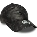 cappellino-curvo-nero-regolabile-da-donna-con-logo-nero-9twenty-worn-pu-dei-new-york-yankees-mlb-di-new-era