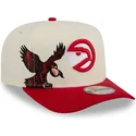 cappellino-curvo-beige-e-rosso-snapback-9fifty-a-frame-precurved-hardwood-classics-di-atlanta-hawks-nba-di-new-era