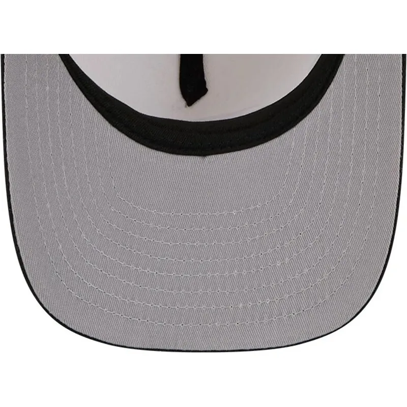 cappellino-visiera-curva-beige-e-nero-snapback-9fifty-a-frame-precurved-hardwood-classics-di-detroit-pistons-nba-di-new-era