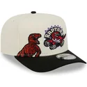 cappellino-curvo-beige-e-nero-snapback-9fifty-a-frame-precurved-hardwood-classics-dei-toronto-raptors-nba-di-new-era
