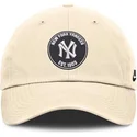 cappellino-curvo-beige-regolabile-club-unstructured-in-cotone-organico-dei-new-york-yankees-mlb-di-nike