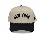 cappellino-curvo-beige-e-nero-snapback-rise-structured-dei-new-york-yankees-mlb-di-nike