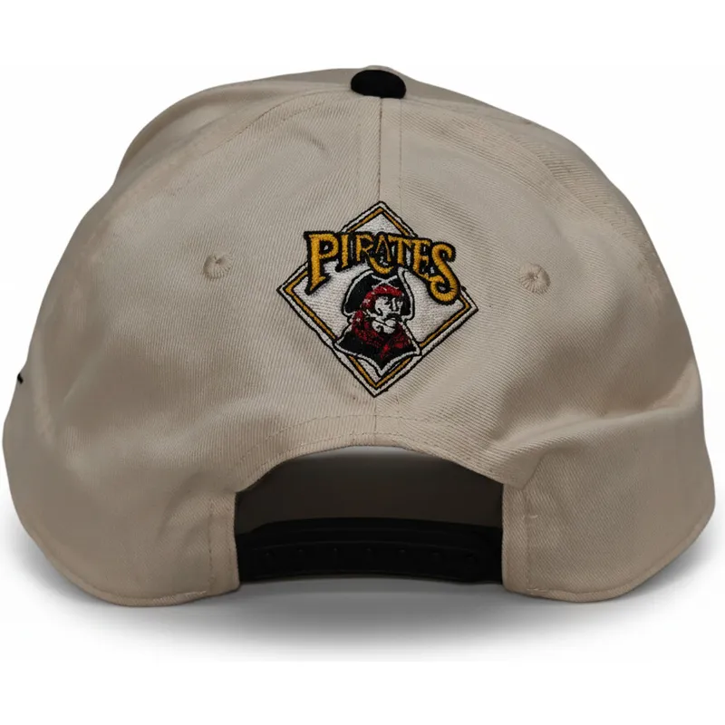 cappellino-curva-beige-e-nero-snapback-rise-structured-dei-pittsburgh-pirates-mlb-di-nike