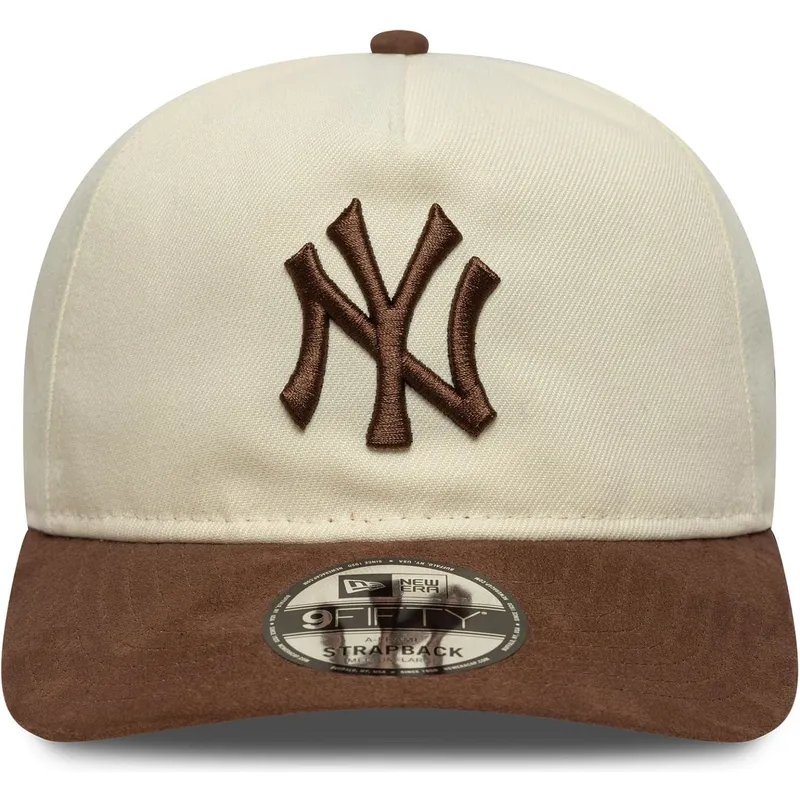 cappellino-curvo-beige-e-marrone-regolabile-9fifty-a-frame-suede-visor-di-new-york-yankees-mlb-di-new-era