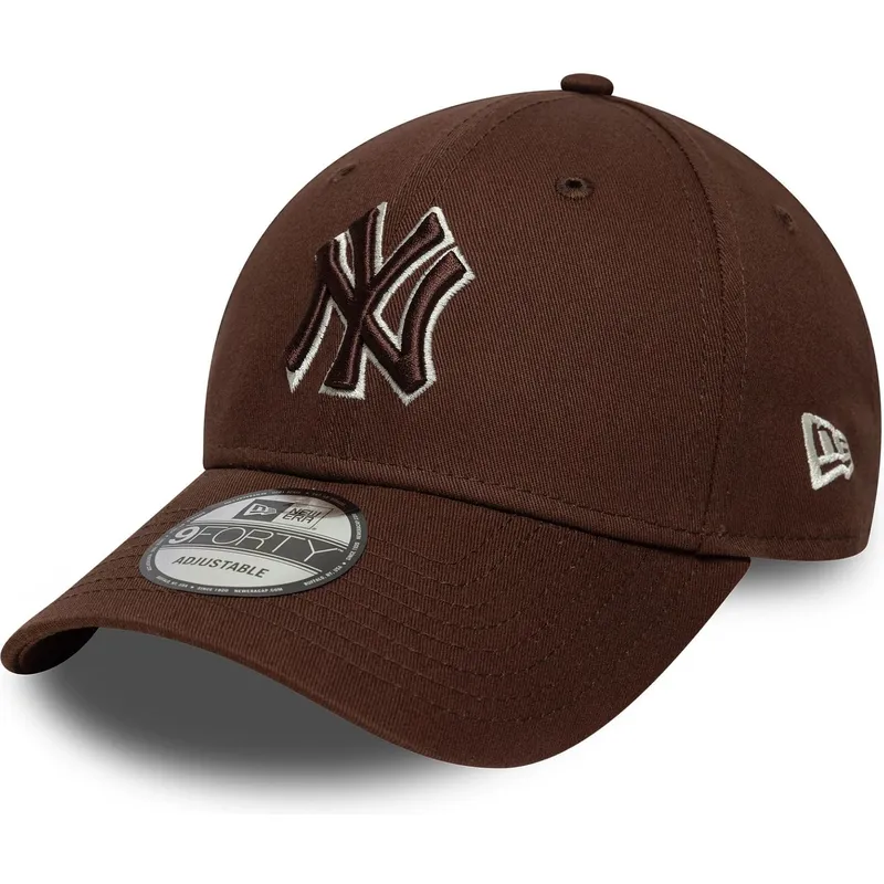 cappellino-curvo-marrone-regolabile-con-logo-marrone-9forty-outline-di-new-york-yankees-mlb-di-new-era