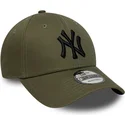 cappellino-con-visiera-curva-verde-regolabile-con-logo-nero-9forty-league-essential-di-new-york-yankees-mlb-di-new-era