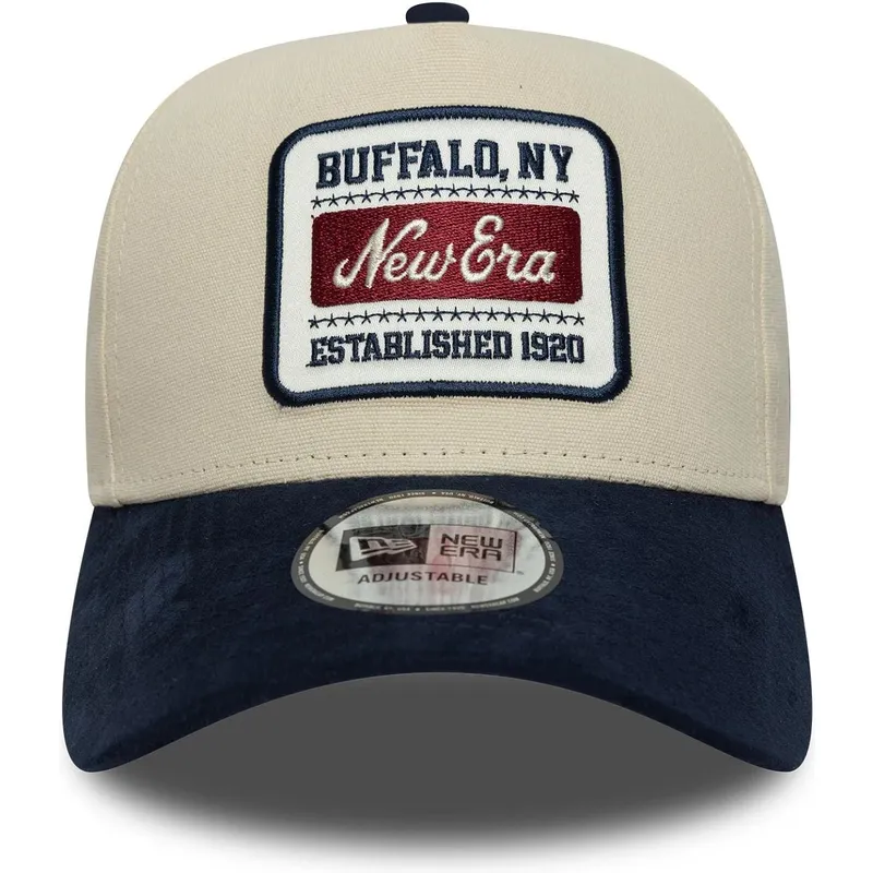 cappellino-curvo-beige-e-blu-marino-regolabile-9forty-e-frame-patch-suede-di-new-era