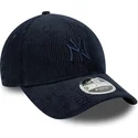 cappellino-curvo-blu-navy-regolabile-con-logo-blu-navy-9forty-m-crown-cord-dei-new-york-yankees-mlb-di-new-era