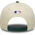 cappellino-curvo-beige-e-verde-snapback-9forty-m-crown-di-oakland-athletics-mlb-di-new-era