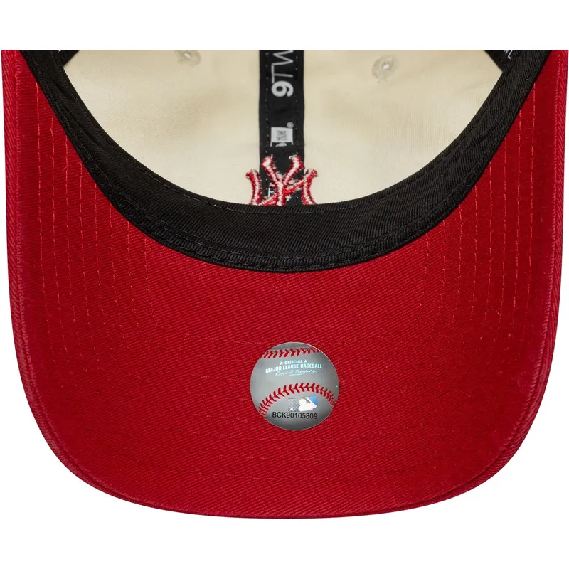 new-era-curved-brim-9twenty-mini-washed-new-york-yankees-mlb-beige-and-red-adjustable-cap