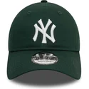 cappellino-con-visiera-curva-verde-scuro-regolabile-9twenty-league-essential-di-new-york-yankees-mlb-di-new-era
