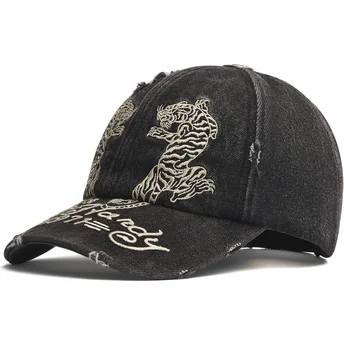 Cappellino curvo nero regolabile Desert Tiger di Ed Hardy
