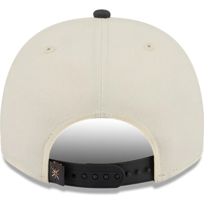 cappellino-curvo-beige-e-nero-snapback-9fifty-a-frame-classic-di-vegas-golden-knights-nhl-di-new-era