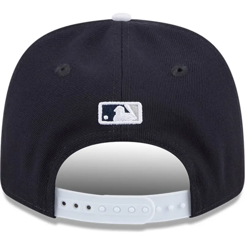 cappellino-curvo-blu-marino-snapback-9seventy-stretch-snap-flower-di-new-york-yankees-mlb-di-new-era