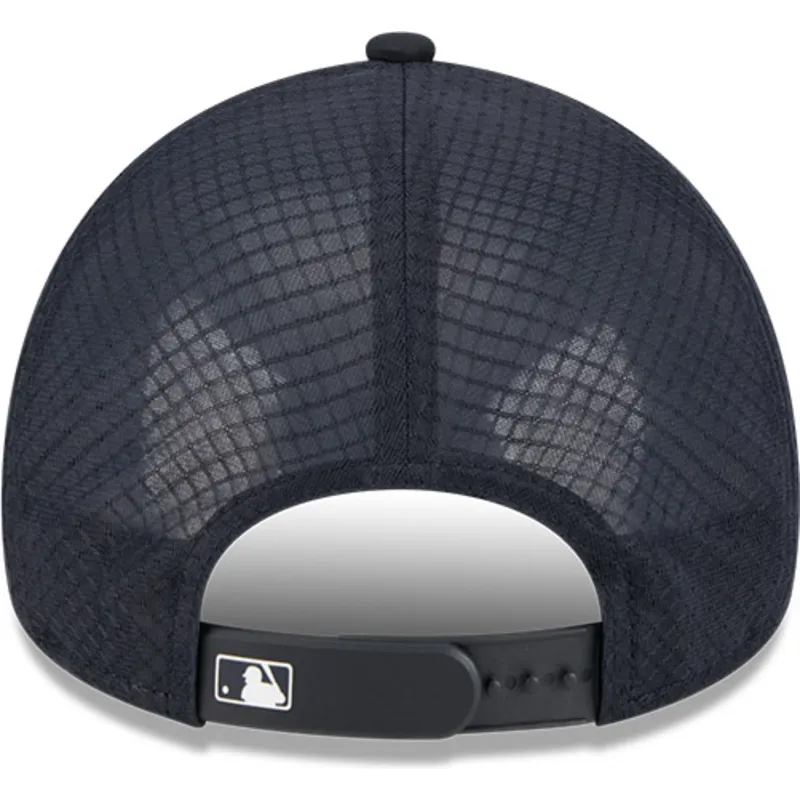cappellino-trucker-blu-navy-9forty-apex-batting-practice-alt-logo-dei-new-york-yankees-mlb-di-new-era