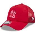 cappellino-trucker-rosso-con-logo-rosso-9forty-apex-batting-practice-dei-new-york-yankees-mlb-di-new-era
