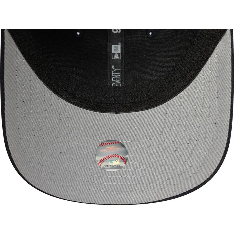 cappellino-trucker-blu-navy-9seventy-stretch-snap-evergreen-di-boston-red-sox-mlb-di-new-era