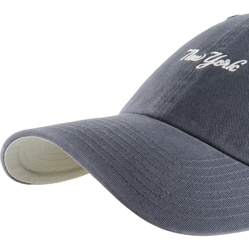 cappellino-curvo-blu-marino-regolabile-clean-up-base-runner-script-dei-new-york-yankees-mlb-di-47-brand