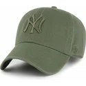 cappellino-curvo-verde-regolabile-con-logo-verde-clean-up-dei-new-york-yankees-mlb-di-47-brand