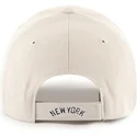 cappellino-curvo-beige-regolabile-con-logo-blu-marino-mvp-dei-new-york-yankees-mlb-di-47-brand