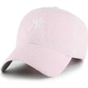 gorra-curva-rosa-ajustable-clean-up-cord-base-runner-de-new-york-yankees-mlb-de-47-brand