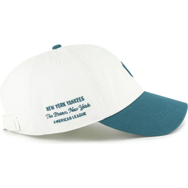 gorra-curva-beige-y-verde-ajustable-clean-up-contemporary-two-tone-de-new-york-yankees-mlb-de-47-brand