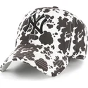 cappellino-curvo-bianco-regolabile-clean-up-bessie-dei-new-york-yankees-mlb-di-47-brand