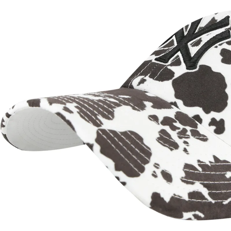 cappellino-curvo-bianco-regolabile-clean-up-bessie-dei-new-york-yankees-mlb-di-47-brand