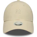 cappellino-curvo-beige-regolabile-da-donna-9forty-mini-cord-dei-new-york-yankees-mlb-di-new-era